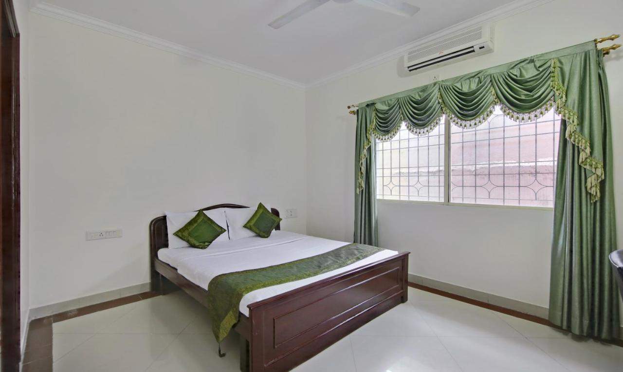 Treebo Trend President Suites Bangalore Bagian luar foto