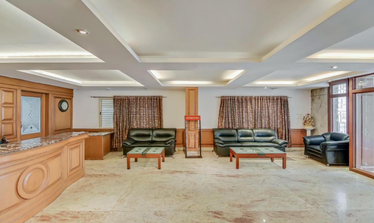 Treebo Trend President Suites Bangalore Bagian luar foto